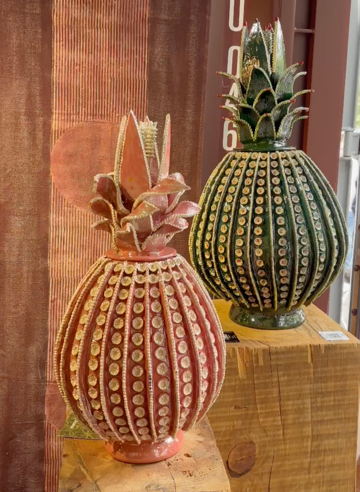 Piña esmaltada 70 cm, bicolor rosa/blanco, flor