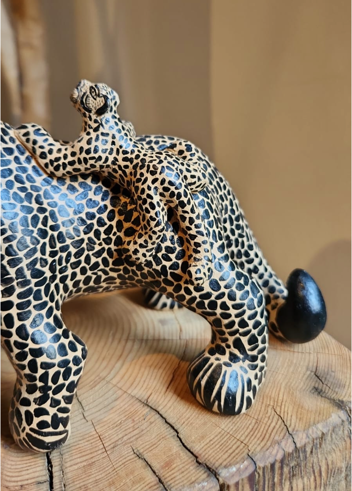 Jaguar con Cría