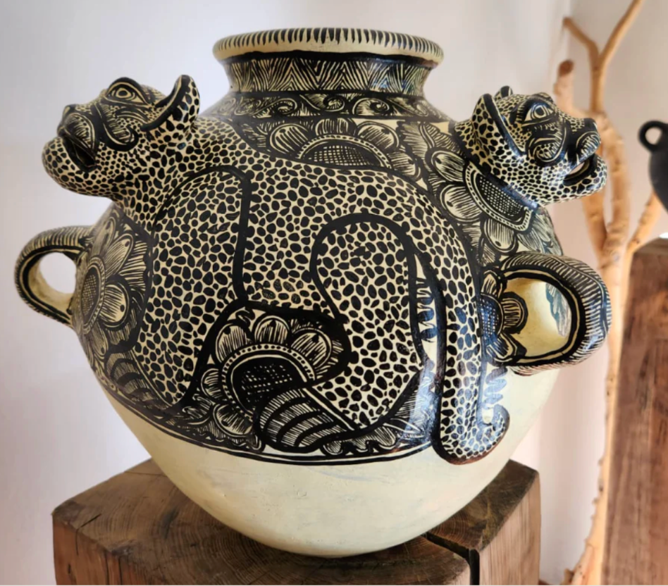 Jarrón jaguar