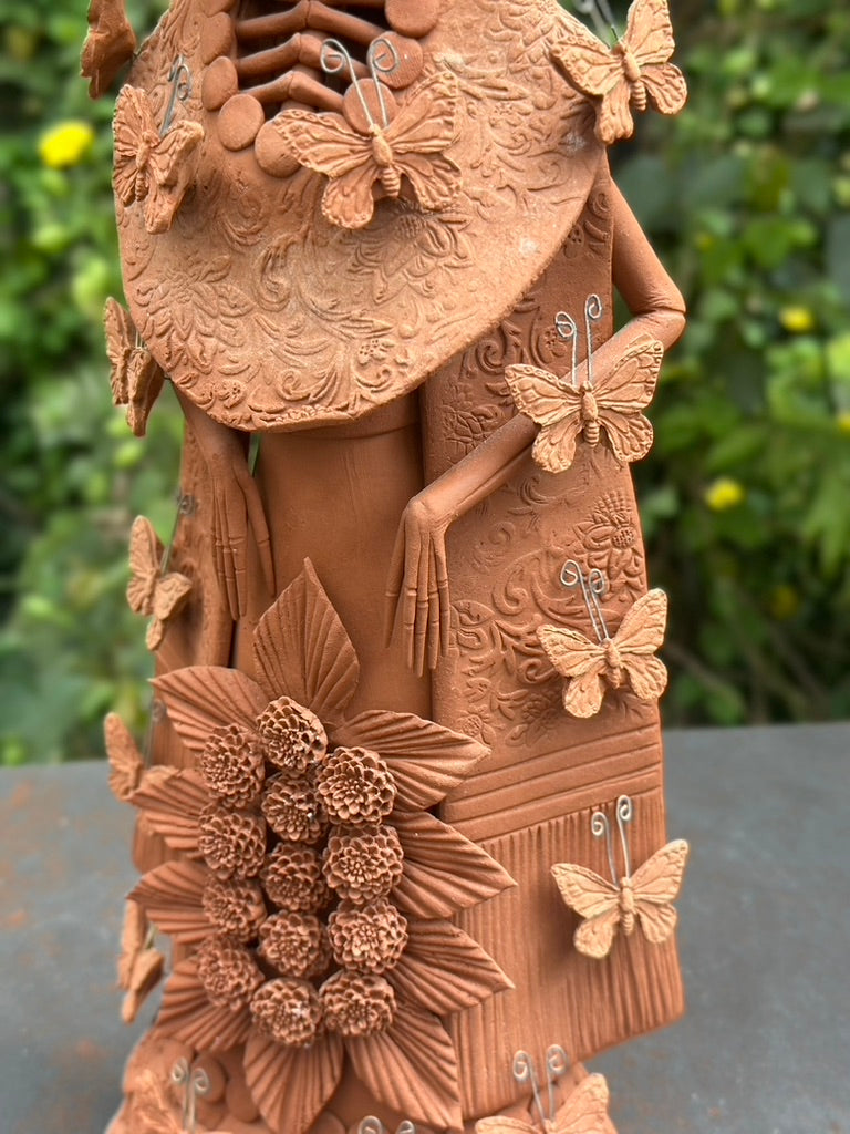 Catrina Flores, tocado y chal