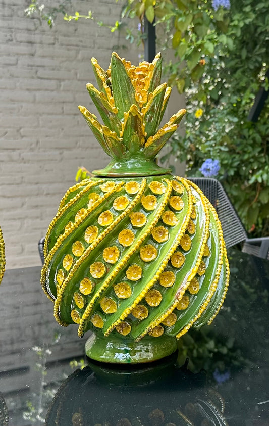 Piña esmaltada 40 cm, bicolor verde/amarillo, espiral y flor