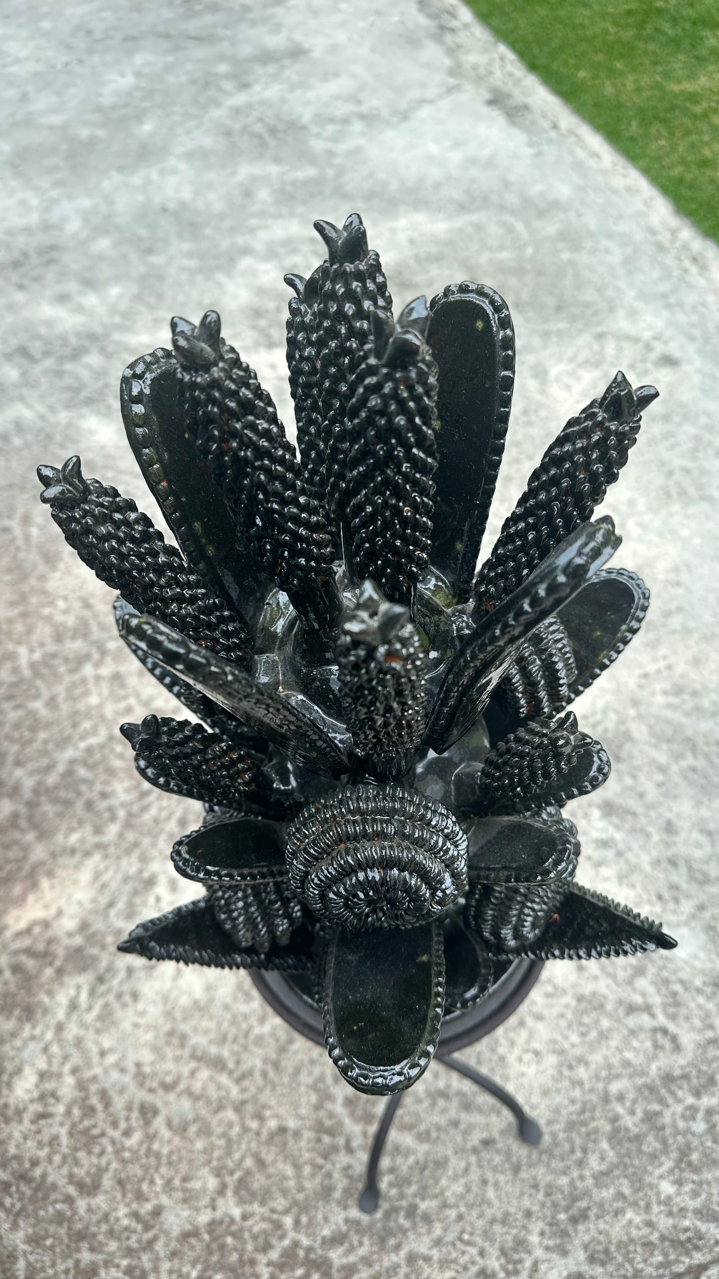 Piña esmaltada negra 100 cm