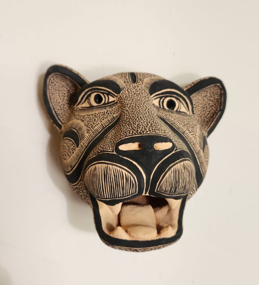 Máscara de Jaguar rugiendo CH