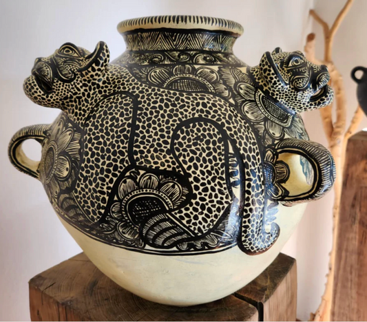 Jarrón jaguar