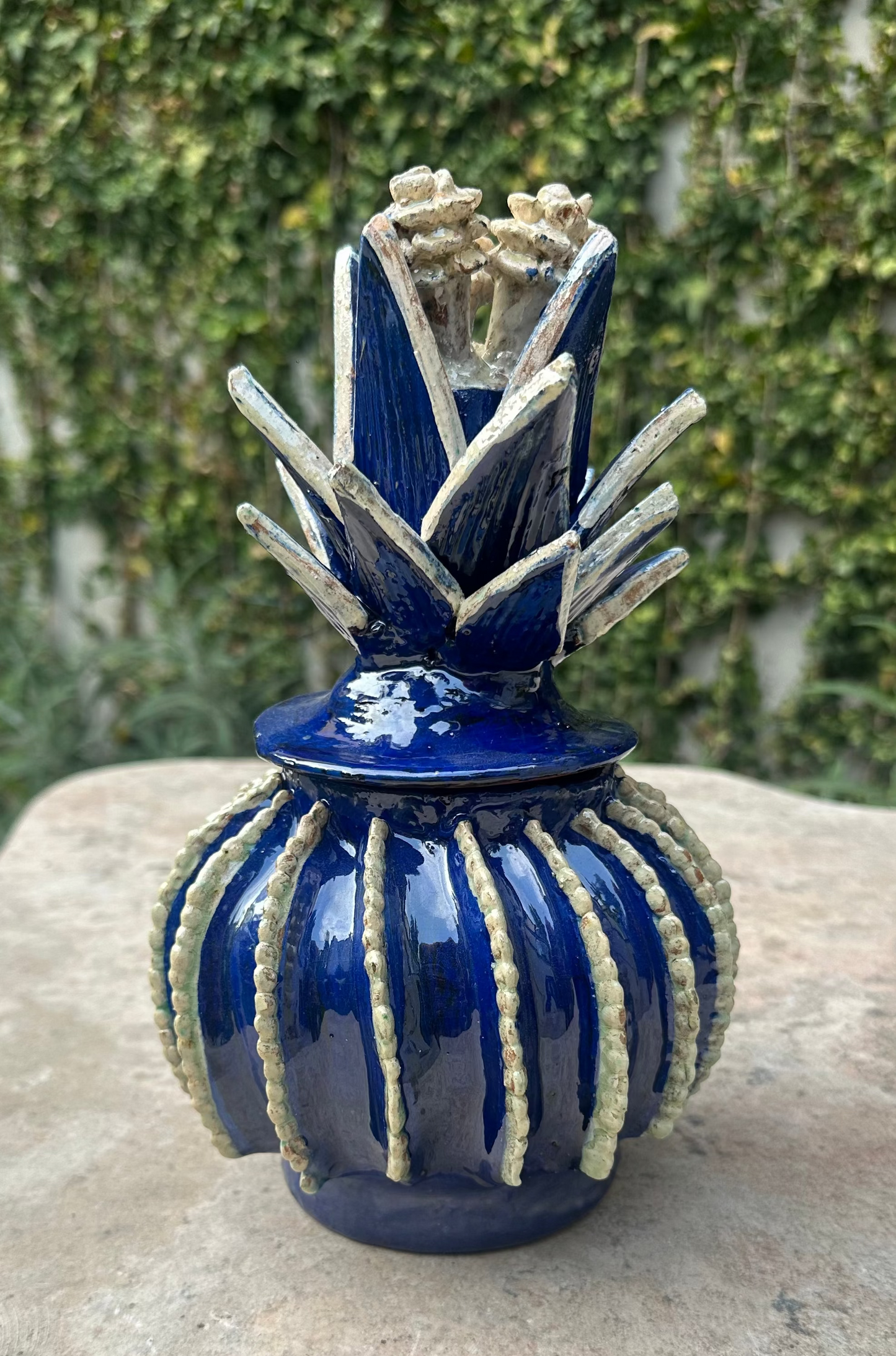Piña esmaltada30 cm, bicolor azul/blanco, lineal