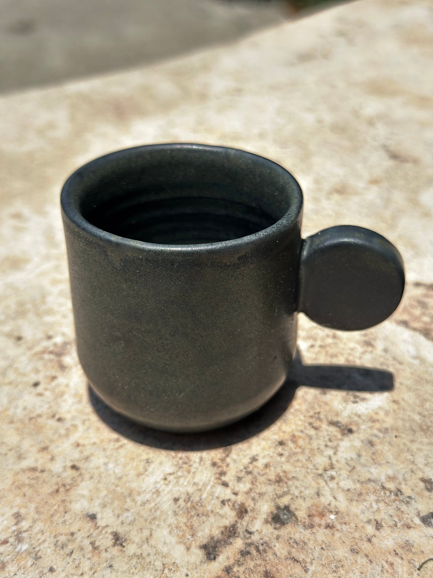 Taza espresso con asa redonda