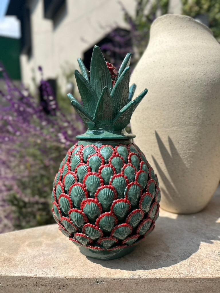 Piña esmaltada 40 cm, bicolor turquesa/rojo, concha