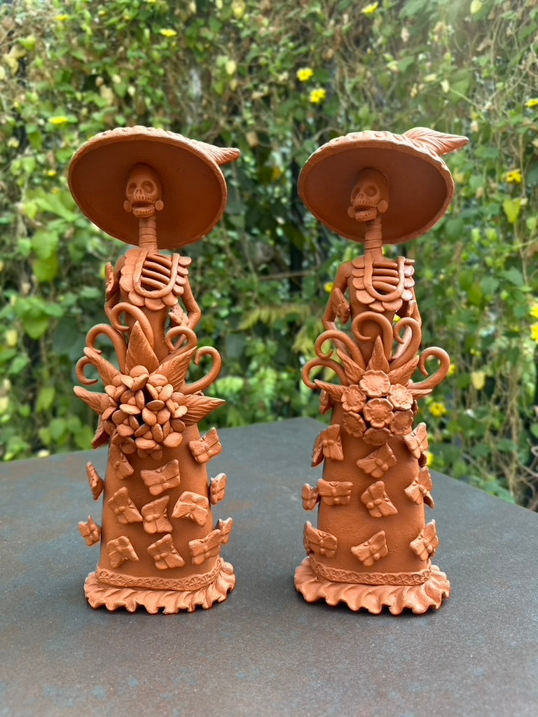 Par de Catrinas Comadres. Vestido de Mariposas