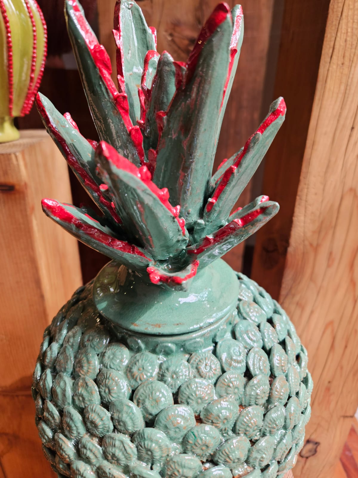 Piña esmaltada bicolor, 40 cm